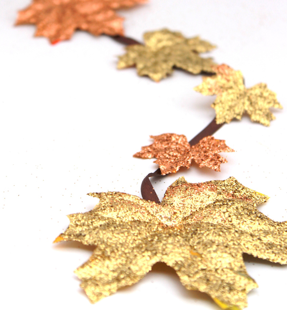 glitter-fall-garland-tutorial